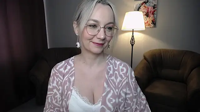 Ava Elior online show from 9, 4, 2026