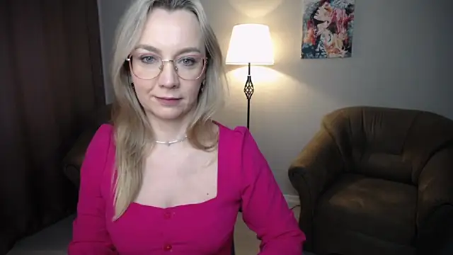Ava Elior online show from 28, 4, 2026