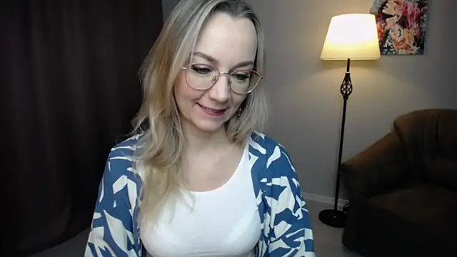 Ava Elior online show from 23, 11, 2025