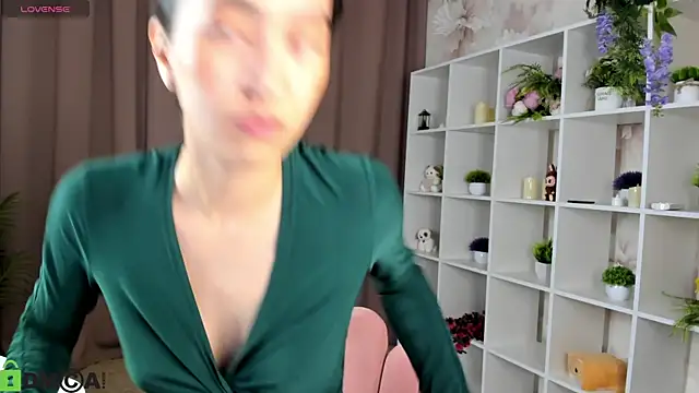 Snapshot of FlirtyAura chatting on 30, 5, 2026 FlirtyAura online show from 30, 5, 2026