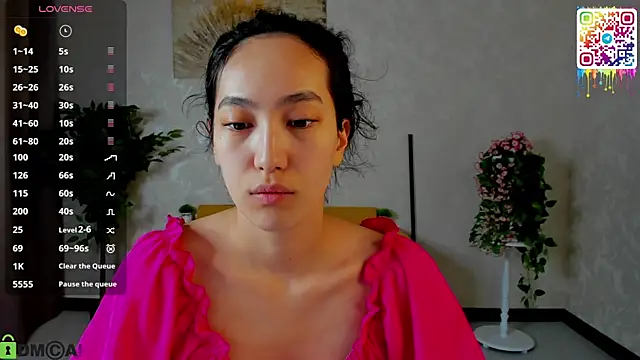 FlirtyAura online show from 13, 3, 2026