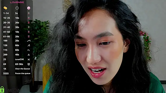 FlirtyAura online show from 27, 2, 2026