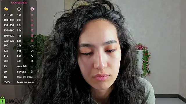 FlirtyAura online show from 4, 3, 2026