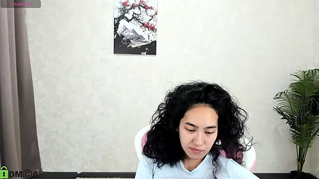 FlirtyAura online show from 7, 11, 2025