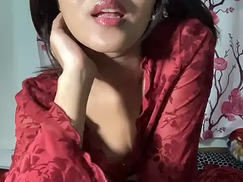 Snapshot of summer_ispetite chatting on 28, 9, 2025 summer ispetite online show from 28, 9, 2025