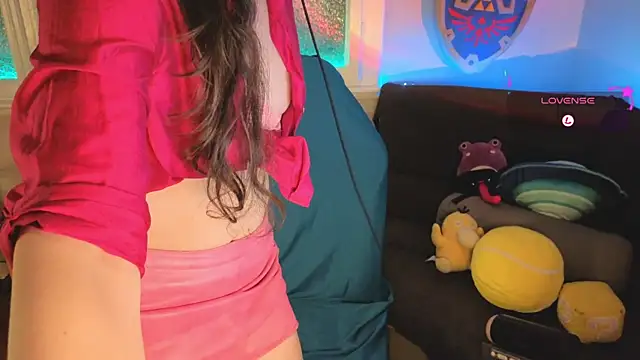 Snapshot of Zesty_Peach chatting on 13, 5, 2026 Zesty Peach online show from 13, 5, 2026