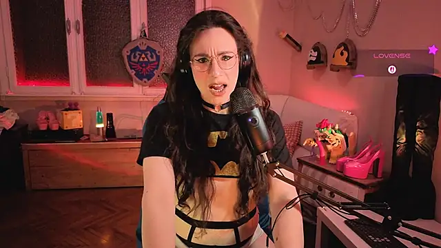 Snapshot of Zesty_Peach chatting on 21, 6, 2026 Zesty Peach online show from 21, 6, 2026