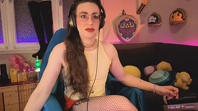 Snapshot of Zesty_Peach chatting on 9, 5, 2026 Zesty Peach online show from 9, 5, 2026