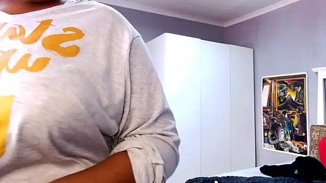 SativaHot96 online show from 10, 3, 2026