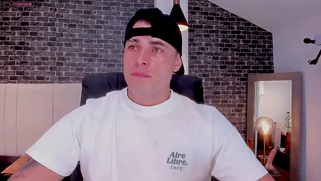 connorsmiith online show from 5, 4, 2026