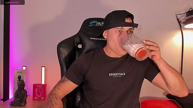 connorsmiith online show from 8, 7, 2026