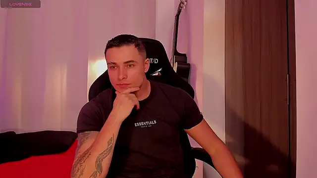 connorsmiith online show from 8, 6, 2026