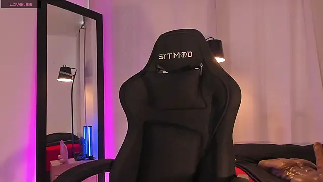 connorsmiith online show from 19, 6, 2026