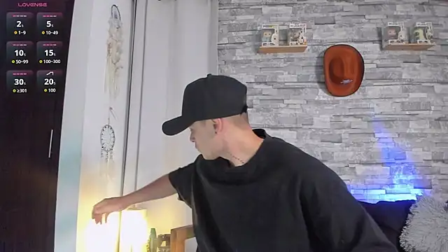 connorsmiith online show from 11, 11, 2025