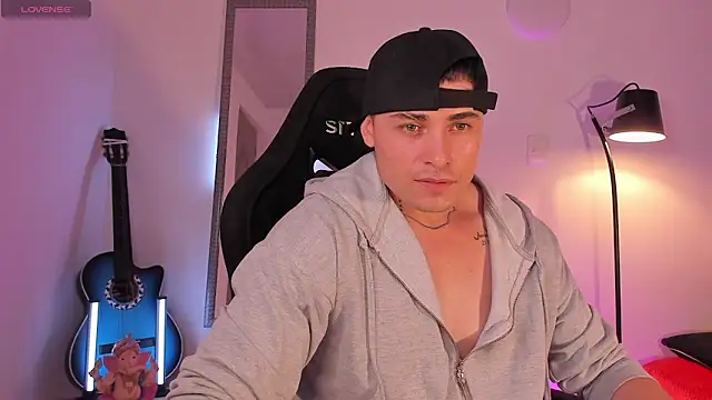 connorsmiith online show from 14, 6, 2026