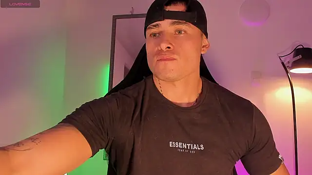 connorsmiith online show from 14, 6, 2026