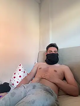 milfshakeow online show from 6, 6, 2026