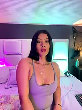 Snapshot of BellaFernandez__ chatting on 27, 10, 2025 BellaFernandez online show from 27, 10, 2025