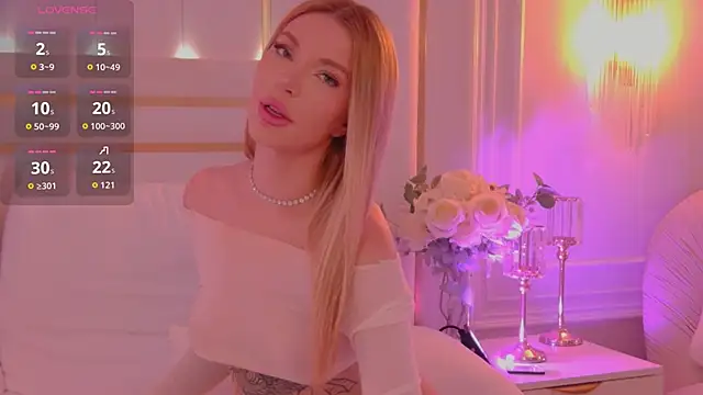 Snapshot of AriellaMelo chatting on 23, 11, 2025 AriellaMelo online show from 23, 11, 2025