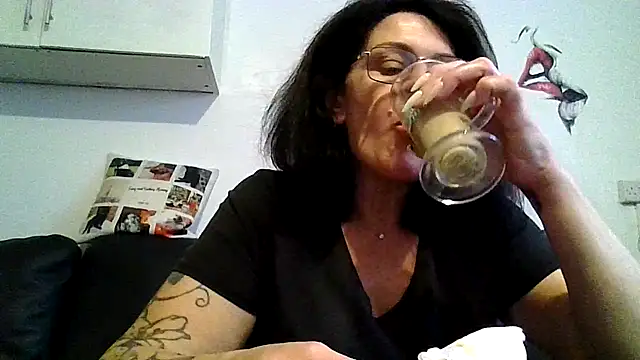 RubyyRosee online show from 3, 6, 2026