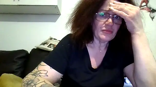 RubyyRosee online show from 20, 4, 2026