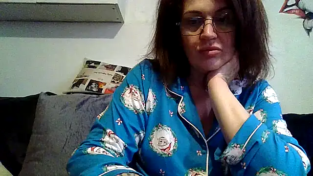 RubyyRosee online show from 12, 2, 2026