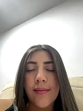 Snapshot of Lupe_19 chatting on 14, 9, 2025 Lupe 19 online show from 14, 9, 2025