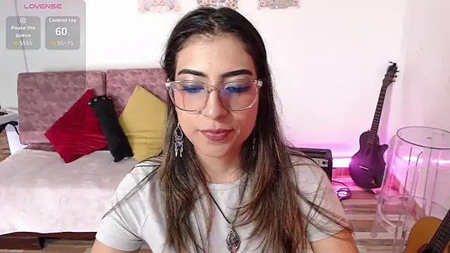 Susanahendrix online show from 4, 12, 2025