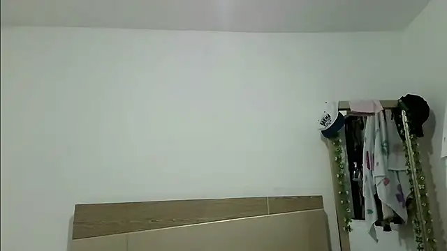 Mellygomezx24 online show from 20, 2, 2026