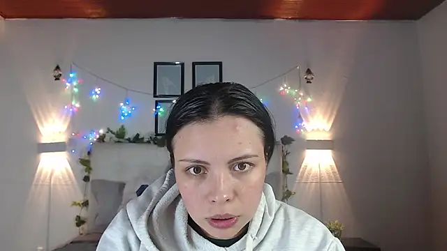 Megan 05  online show from 9, 4, 2026