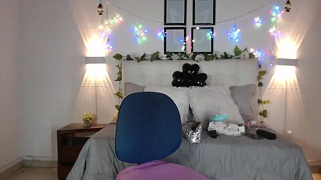 Megan 05  online show from 6, 3, 2026