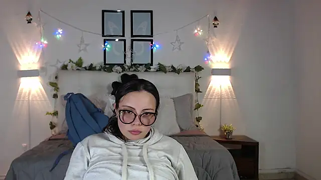 Megan 05  online show from 11, 2, 2026