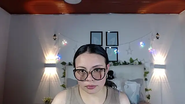 Megan 05  online show from 6, 2, 2026