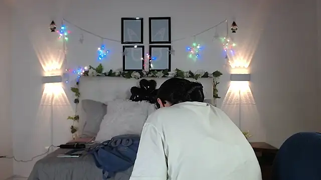 Megan 05  online show from 9, 2, 2026