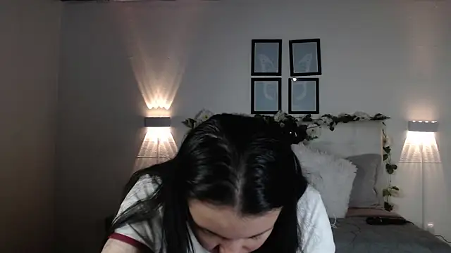 Megan 05  online show from 20, 11, 2025