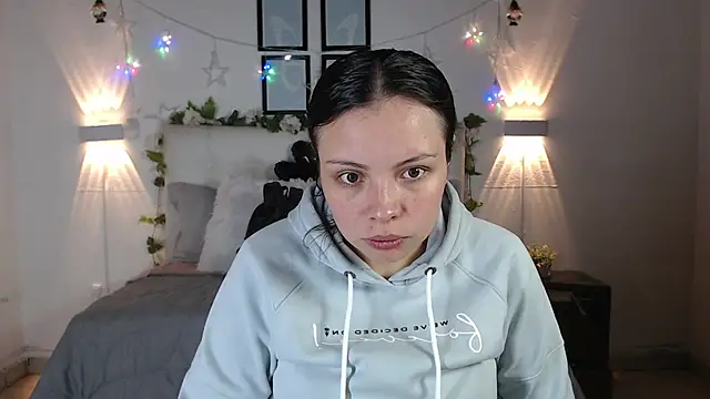 Megan 05  online show from 22, 3, 2026