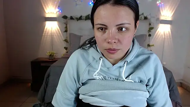 Megan 05  online show from 7, 2, 2026