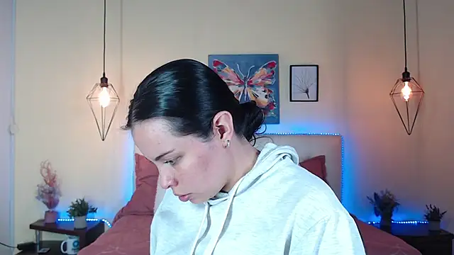 Snapshot of Megan_05_ chatting on 17, 7, 2026 Megan 05 online show from 17, 7, 2026