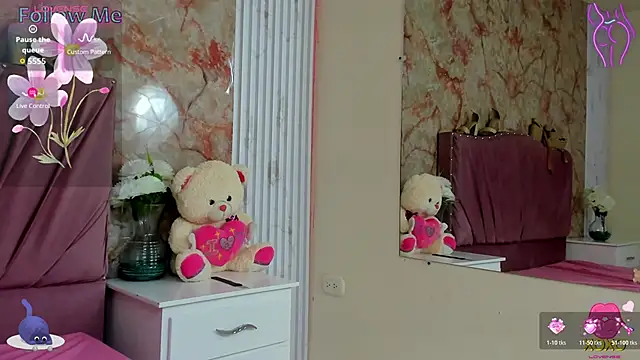 Snapshot of KatySweetas chatting on 7, 11, 2025 KatySweetas online show from 7, 11, 2025