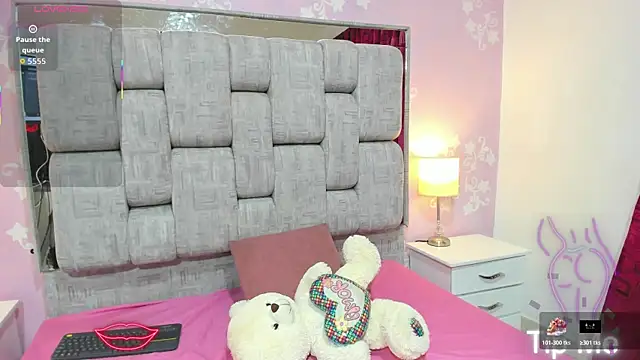 Snapshot of KatySweetas chatting on 25, 10, 2025 KatySweetas online show from 25, 10, 2025