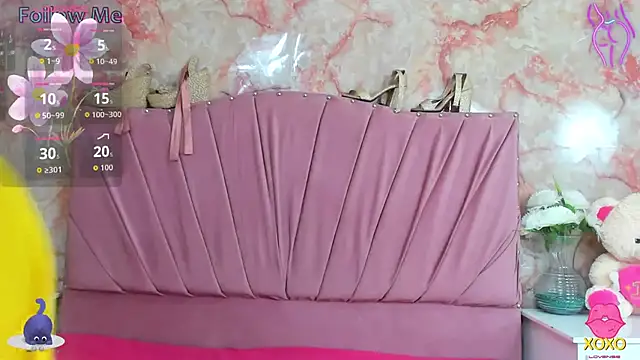 Snapshot of KatySweetas chatting on 8, 11, 2025 KatySweetas online show from 8, 11, 2025