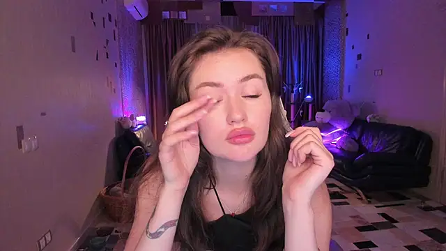 MelissaDouglas online show from 24, 9, 2025