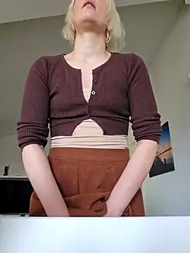 Sunny-Sin online show from 10, 3, 2026