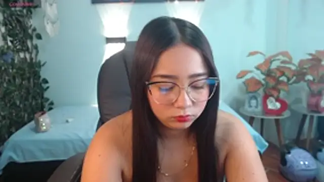 tinisweet online show from 22, 4, 2026
