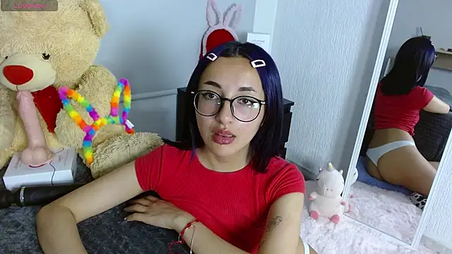 Littlee Bunny  online show from 9, 9, 2025