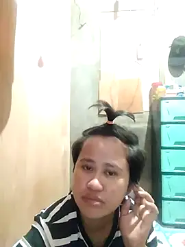 Marianne9822 online show from 5, 12, 2025