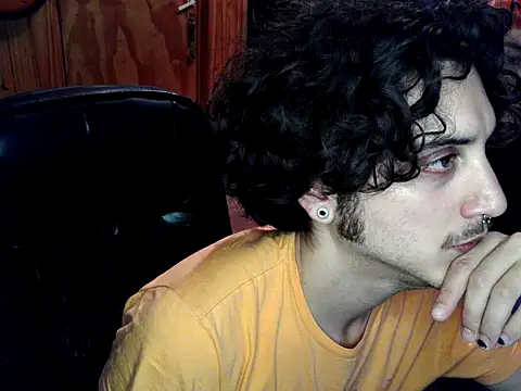 Snapshot of GroovyBlossom chatting on 24, 11, 2025 GroovyBlossom online show from 24, 11, 2025