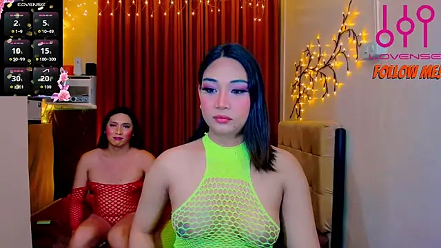 Snapshot of TSEiren26 chatting on 8, 11, 2025 TSEiren26 online show from 8, 11, 2025