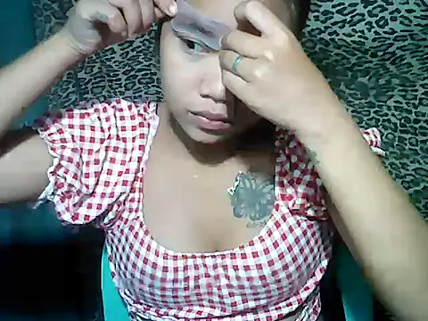 Snapshot of MorenaLovelyPinay24 chatting on 7, 5, 2026 MorenaLovelyPinay24 online show from 7, 5, 2026
