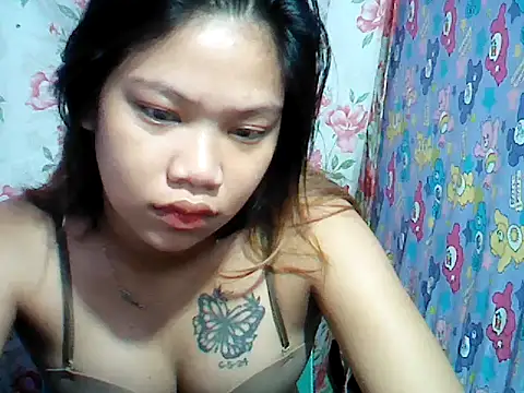 MorenaLovelyPinay24 online show from 4, 12, 2025